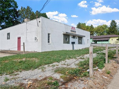 2828 South Ave, Youngstown, OH, 44502-2410 | Card Image