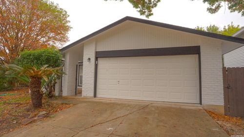 1306 S Ellison Dr, San Antonio, TX, 78245-1505 | Card Image