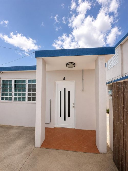 CII Via 2 Villa Fontana, Carolina, PR, 00983 | Card Image