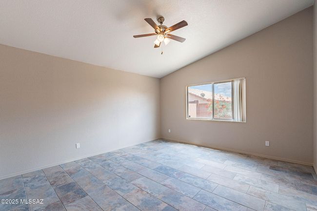 22-web-or-mls- Holly Berry-20 | Image 11
