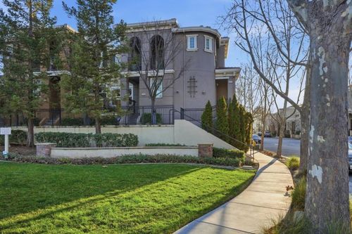 2105 Lindsey Ct, San Jose, CA, 95125-6647 | Card Image