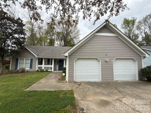 7809 Glencannon Dr, Charlotte, NC, 28227-7459 | Card Image