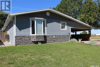 602 Mountain St, House other with 3 bedrooms, 3 bathrooms and null parking in Moosomin SK | Image 1