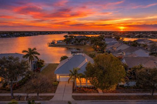 423 Manns Harbor Dr, APOLLO BEACH, FL, 33572-3314 | Card Image