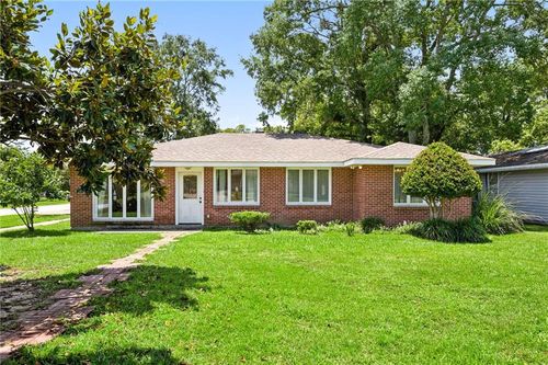 389 Hickory Dr, Slidell, LA, 70458-4913 | Card Image