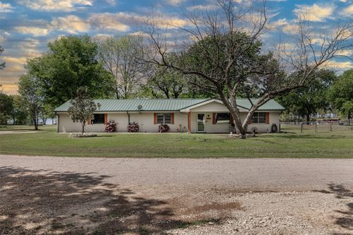950 Little Oaks Dr, East Tawakoni, TX, 75472-7254 | Card Image