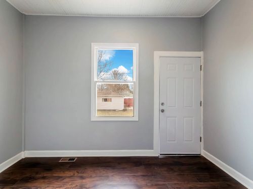 7549 S Michigan Ave, Chicago, IL, 60619-1604 | Card Image