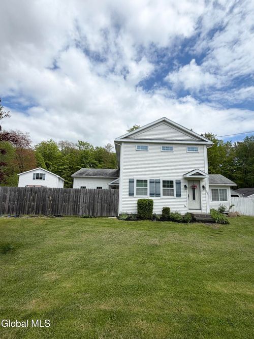 37 Vischer Ferry Rd, Rexford, NY, 12148-1617 | Card Image