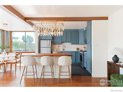 apt-302-800 N Washington St, Denver, CO, 80203-3363 | Card Image