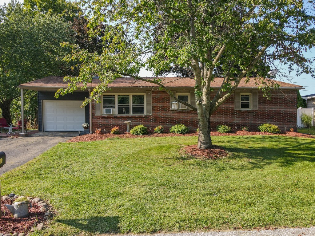 Welcana Dr, Fairview, PA 16415