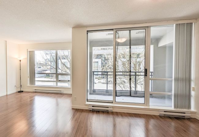 201 - 3111 Corvette Way, Condo with 2 bedrooms, 2 bathrooms and 1 parking in Richmond BC | Image 10