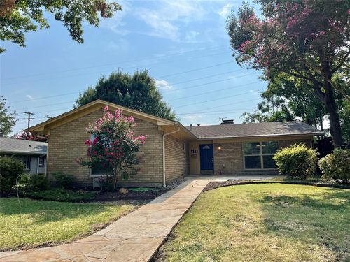 7511 La Avenida Dr, Dallas, TX, 75248-4326 | Card Image