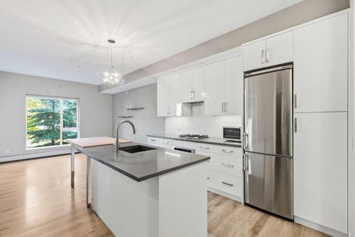 209-1521 26 Ave Sw, Calgary, AB, T2T1C4 | Card Image