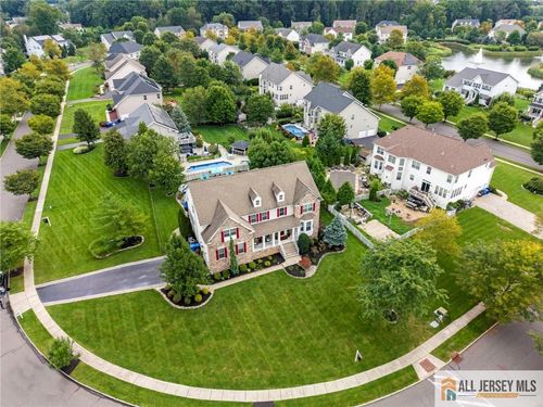 237 Leffler Cir, FLORENCE, NJ, 08518-4001 | Card Image