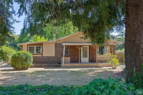 245 Napa Rd, Sonoma, CA, 95476-7622 | Card Image