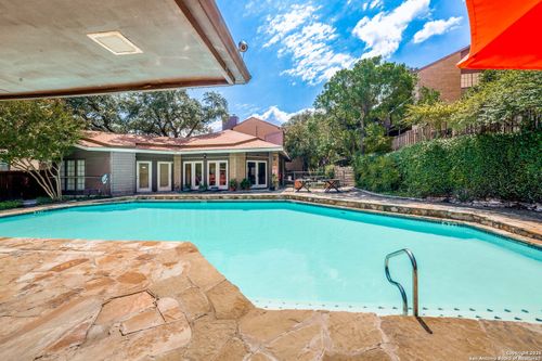 apt-31-8611 Datapoint Dr, San Antonio, TX, 78229-5921 | Card Image