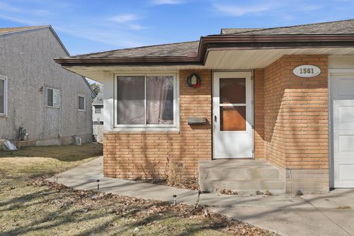 1561 Clarence St, Saint Paul, MN, 55106-1413 | Card Image