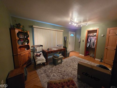 23400 Deziel Street, Roseville, MI, 48082 | Card Image