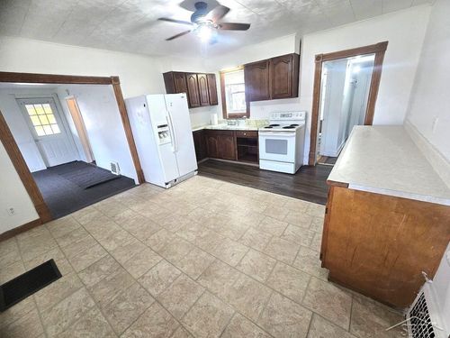 322 S Hemlock Rd, Hemlock, MI, 48626-8784 | Card Image