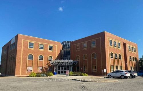 301-180 Vine St S, Saint Catharines, ON, L2R7P3 | Card Image