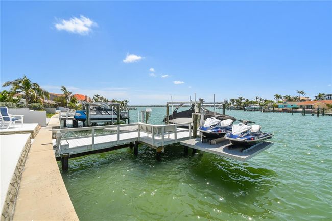 Extensive dock setup | Image 65