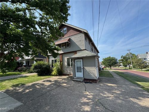 5102 Gifford Ave, Cleveland, OH, 44144-2955 | Card Image