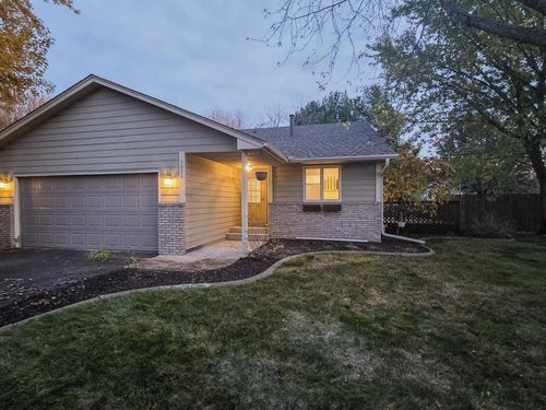 3074 121st Ave Nw, Coon Rapids, MN, 55433-1700 | Card Image