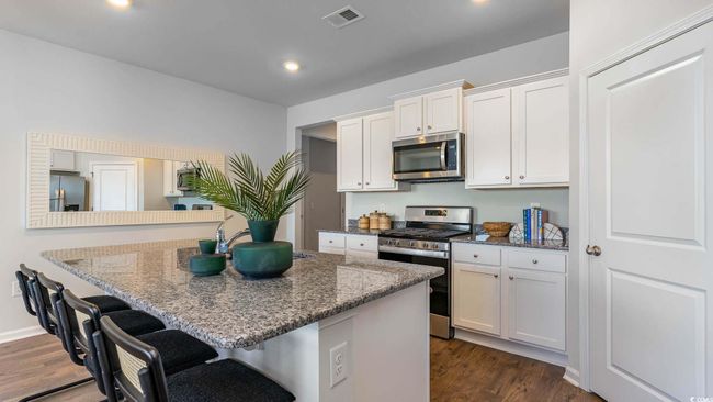 414 Glade Ct, House other with 4 bedrooms, 2 bathrooms and 4 parking in Loris SC | Image 5