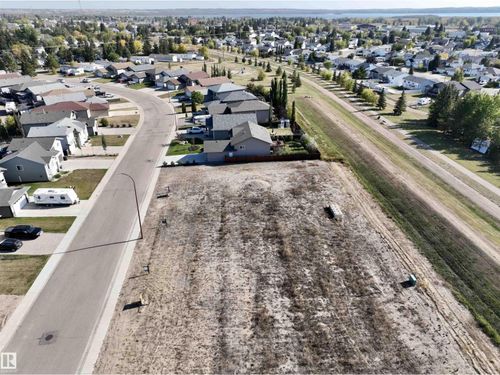 5557 55 Ave, Saint Paul, AB, T0A3A1 | Card Image