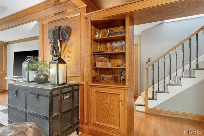 Detailed view of wood finished floors and baseboards | Image 56