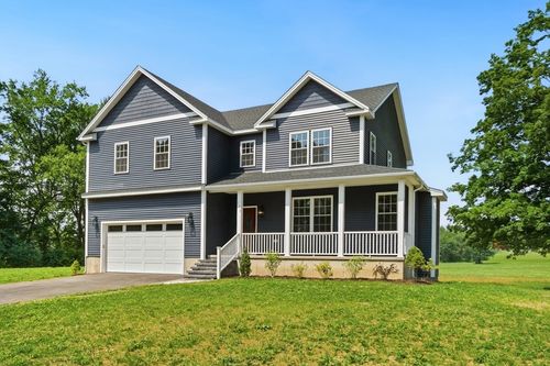 375 Fuller St, Ludlow, MA, 01056-1328 | Card Image