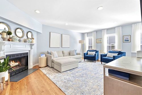 29-29 N Mead St, Boston, MA, 02129 | Card Image