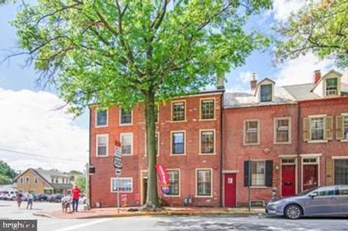 8 N New St, WEST CHESTER, PA, 19380-2905 | Card Image