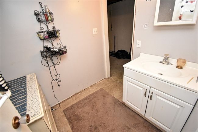 3940 Park Ave, House other with 4 bedrooms, 2 bathrooms and 4 parking in Prosperity PA | Image 33