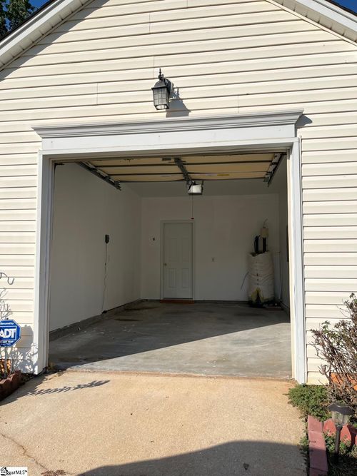 16 Chablis Ct, Mauldin, SC, 29662-2887 | Card Image