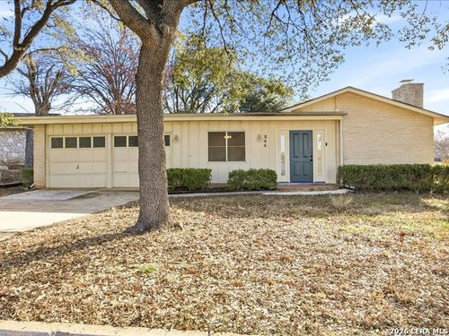 204 Regal Oaks Drive, Live Oak, TX, 78233 | Card Image