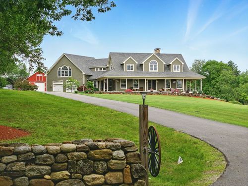 84 Shaw Rd, Northfield, NH, 03276-4212 | Card Image