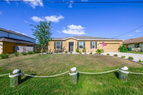 4042 Sw Jaqust St, Port St. Lucie, FL, 34953-5626 | Card Image