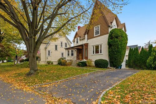 65 Highland Ave, Eastchester, NY, 10709-3627 | Card Image