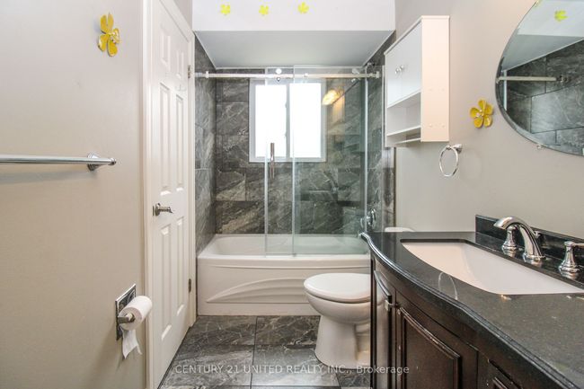 2046 Meadowview Rd, House other with 4 bedrooms, 3 bathrooms and 4 parking in Peterborough ON | Image 20