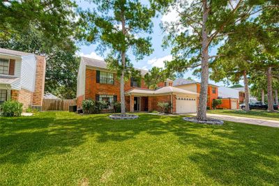 7818 Sunny Ridge Drive, House other with 4 bedrooms, 2 bathrooms and null parking in Houston TX | Image 3