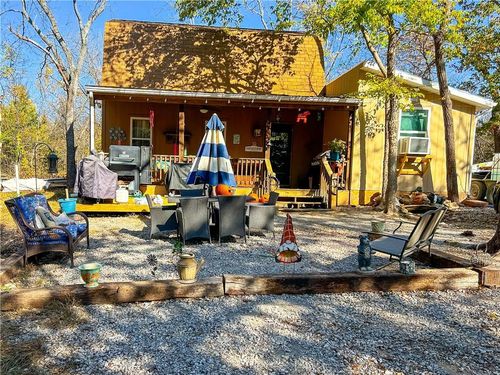 61 Wood Dr, Mound City, KS, 66056-7701 | Card Image
