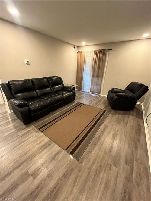 apt-b-1712 N Hamilton St, High Point, NC, 27262-2138 | Card Image