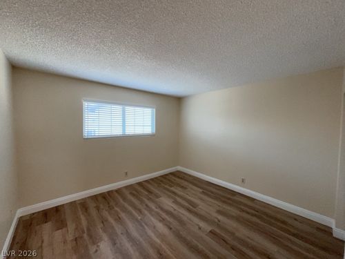 4-2753 Kline Cir, Las Vegas, NV, 89121-1041 | Card Image