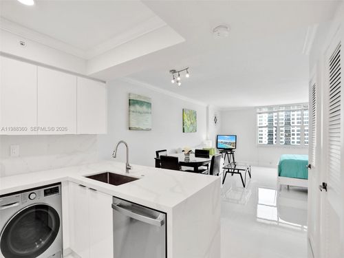 apt-934-2501 S Ocean Dr, Hollywood, FL, 33019-2614 | Card Image