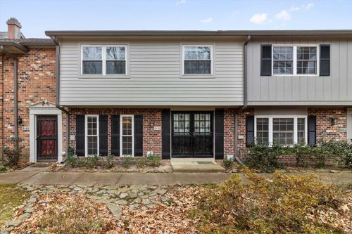 89-8156 Winged Foot Ln, Germantown, TN, 38138-2433 | Card Image
