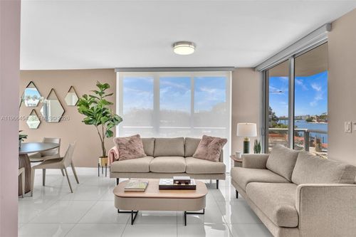 apt-403-9901 E Bay Harbor Dr, Bay Harbor Islands, FL, 33154-1872 | Card Image