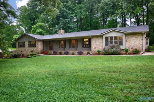 303 Lynn Dr, Madison, AL, 35758-1469 | Card Image