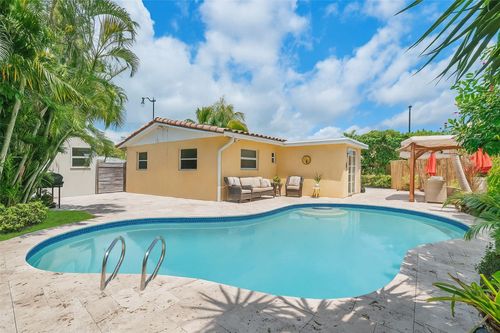 3170 Ne 3rd Ave, Pompano Beach, FL, 33064-3625 | Card Image