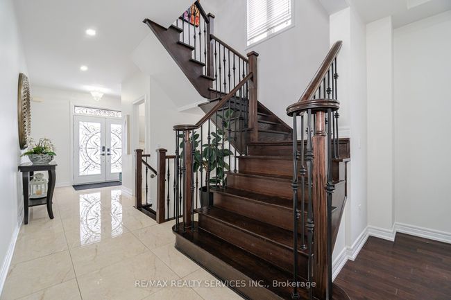 71 Vanderpool Cres, House other with 7 bedrooms, 5 bathrooms and 4 parking in Brampton ON | Image 23